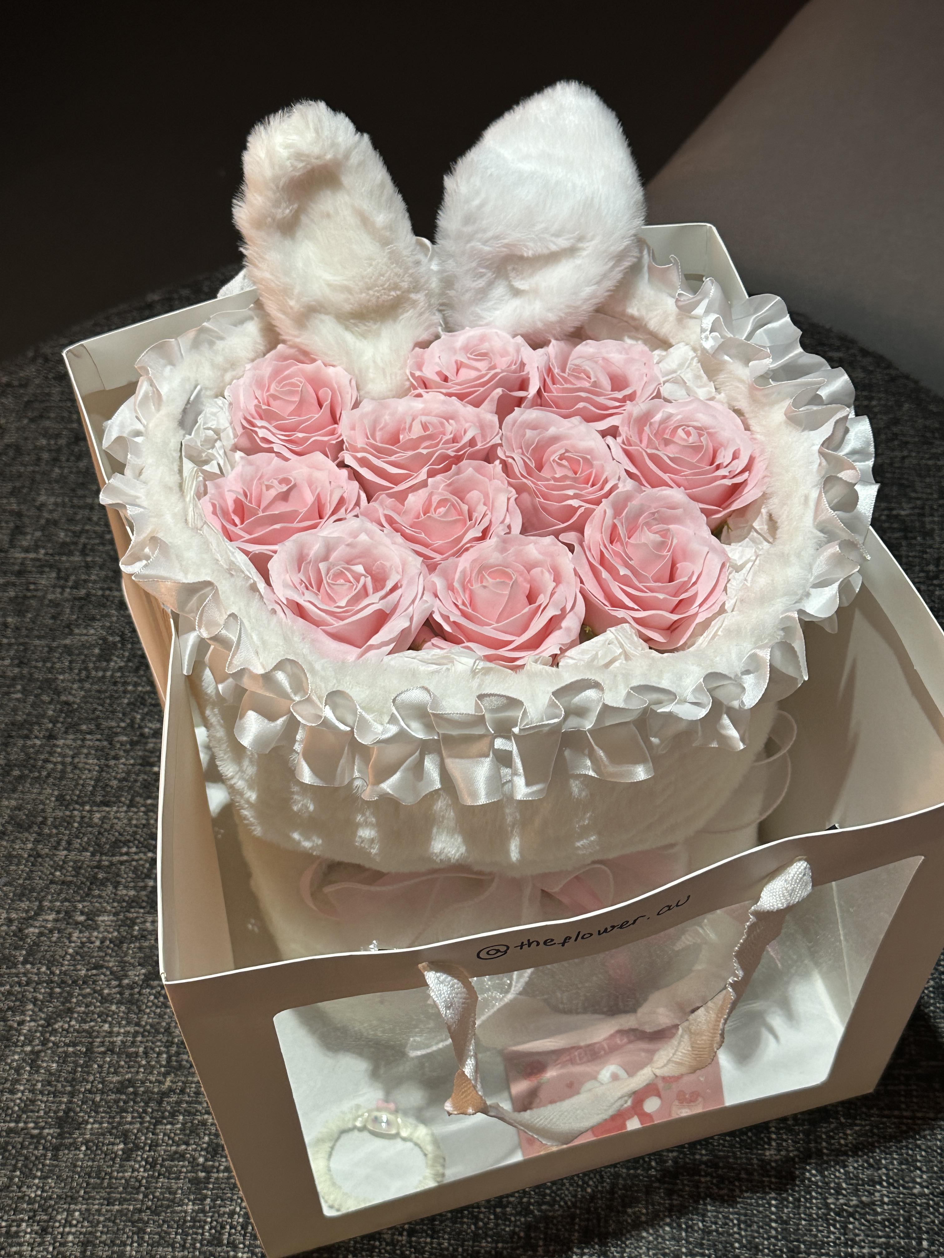 The Hare (L)